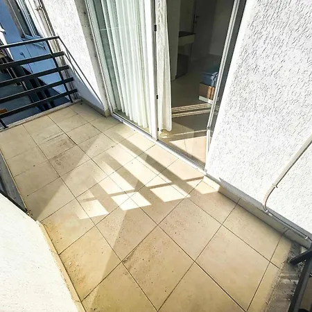 Klea Living 824 아파트 골렘