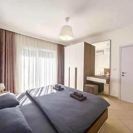 Klea Living 824 Daire Golem (Tirana)