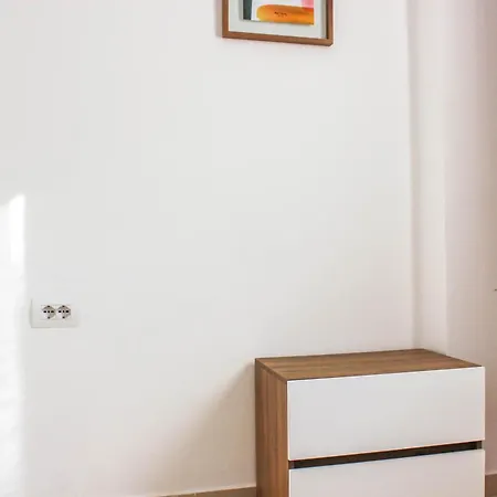 Klea Living 824 Golem (Tirana)
