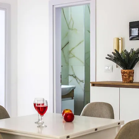 Klea Living 824 Daire Golem (Tirana)