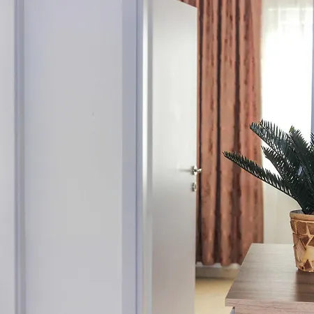 아파트 Klea Living 824 골렘