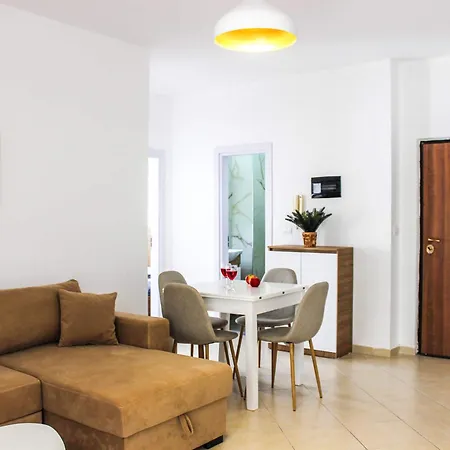Klea Living 824 Golem (Tirana)