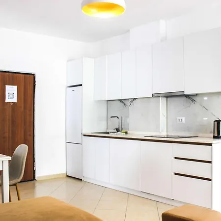 Klea Living 824 Daire Golem (Tirana)